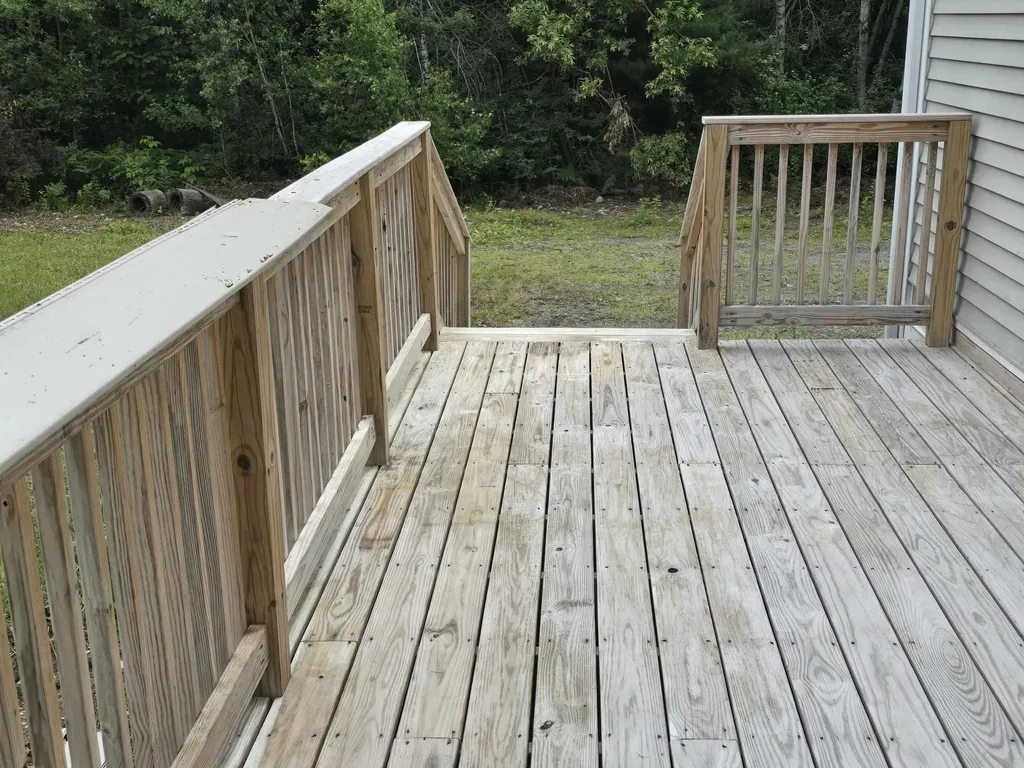 564 Main Street Fremont NH 03044