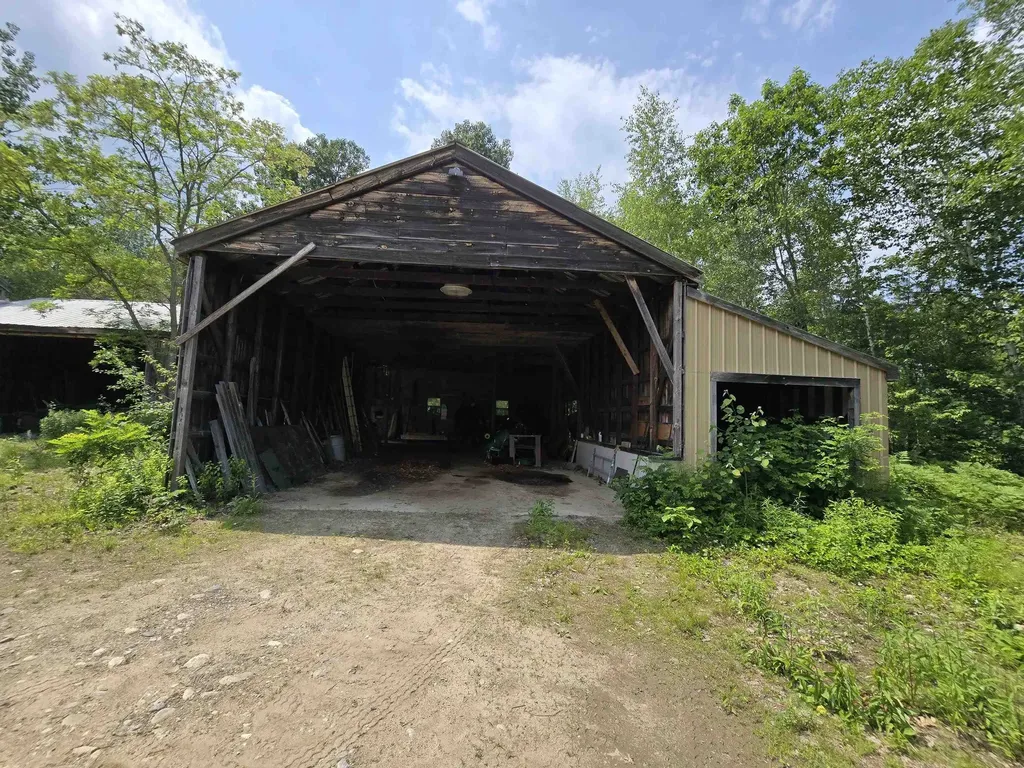 564 Main Street Fremont NH 03044