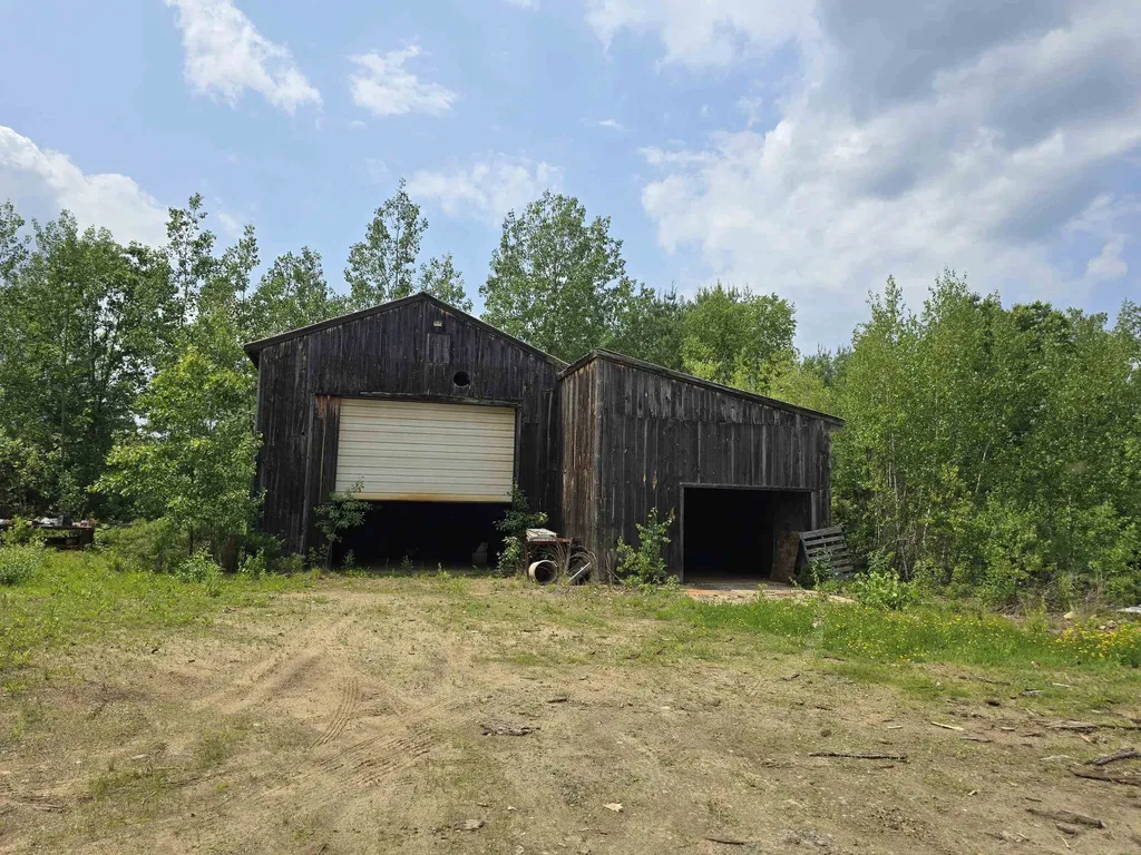 564 Main Street Fremont NH 03044