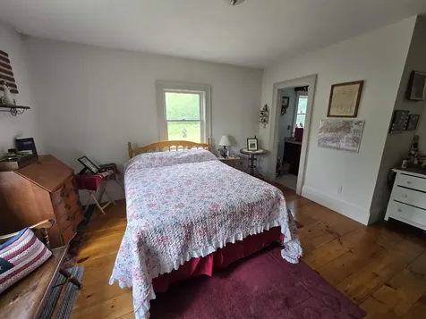 564 Main Street Fremont NH 03044