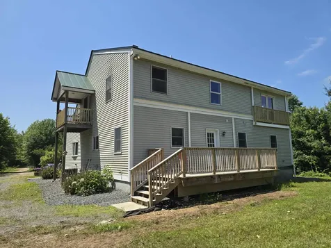 564 Main Street Fremont NH 03044