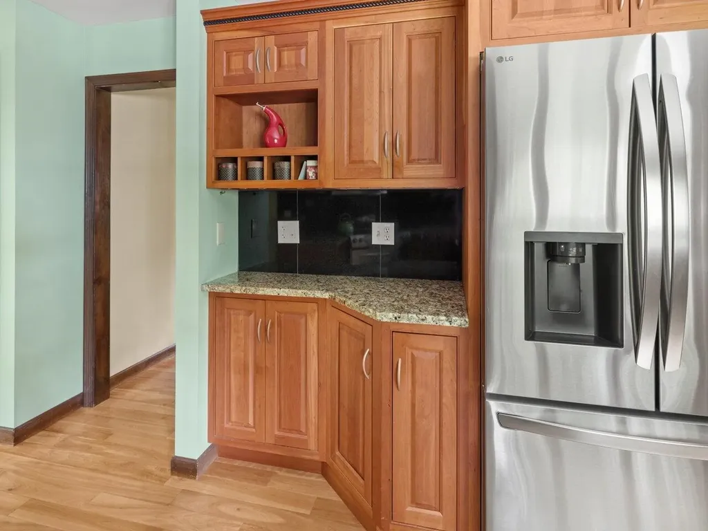 51 Old Sawmill Road Colchester VT 05446