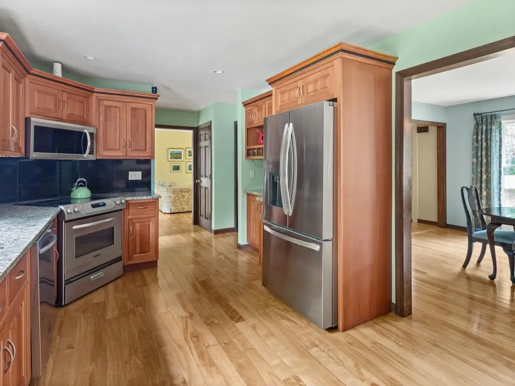 51 Old Sawmill Road Colchester VT 05446