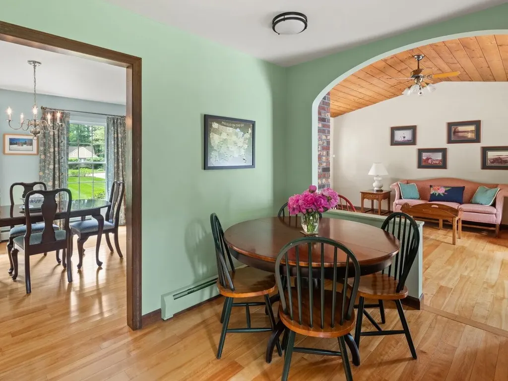 51 Old Sawmill Road Colchester VT 05446