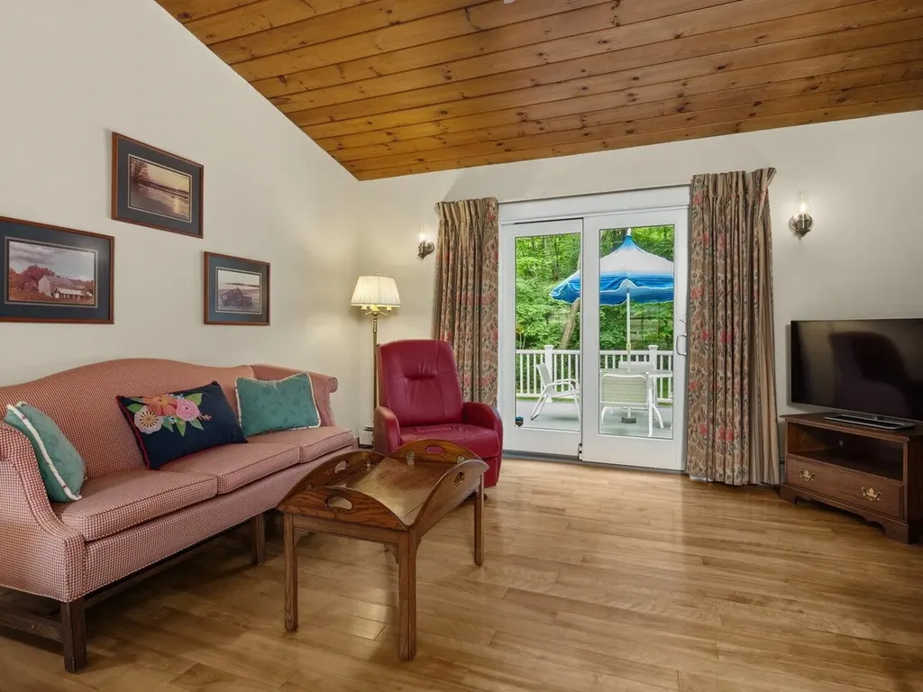 51 Old Sawmill Road Colchester VT 05446