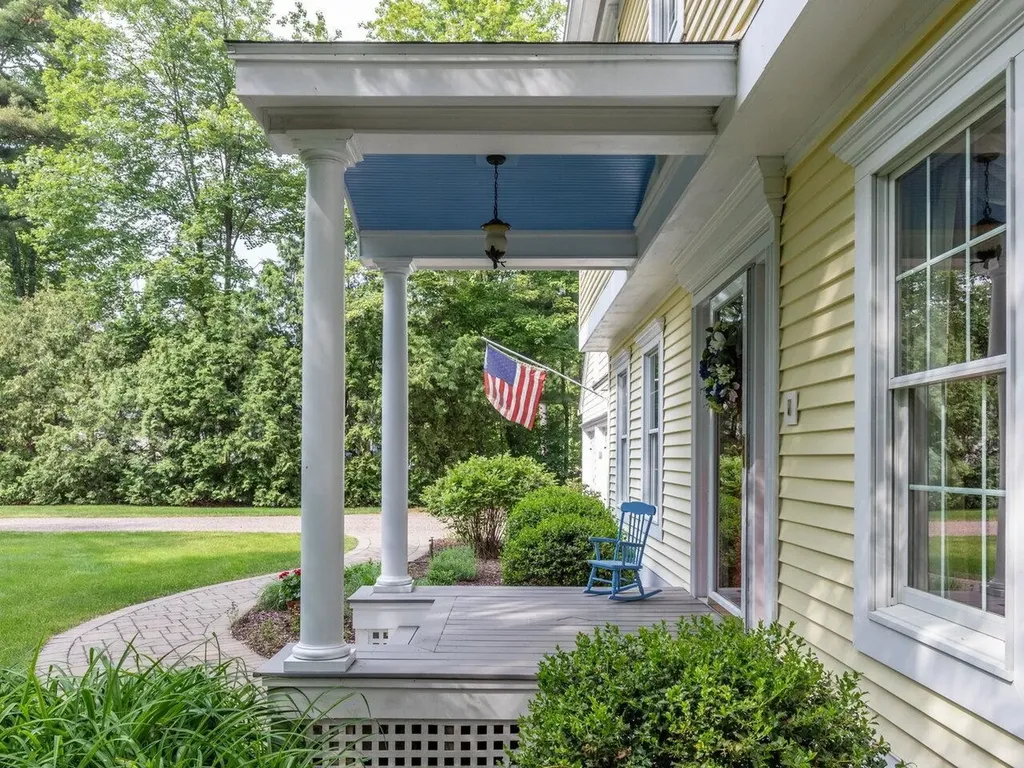 51 Old Sawmill Road Colchester VT 05446