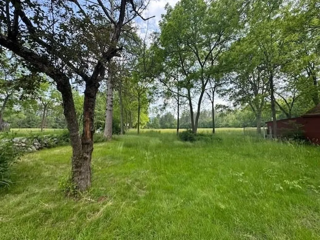 679 Warwick Road Winchester NH 03470