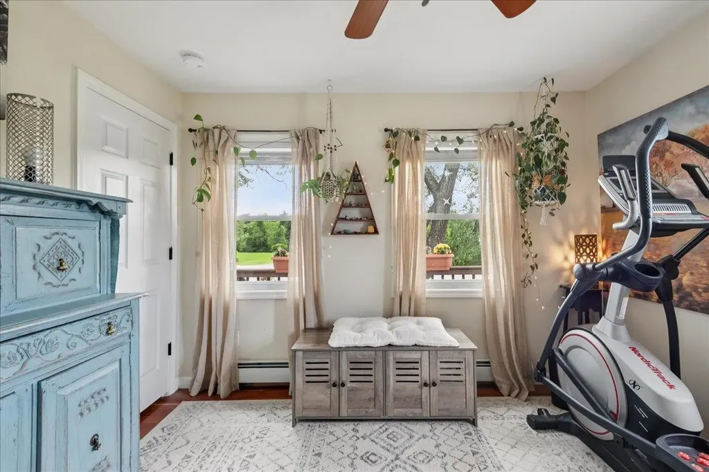 1588 Sandy Birch Road Georgia VT 05468