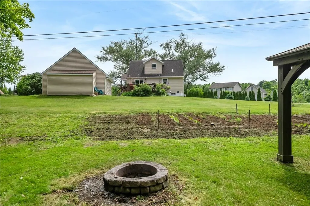 1588 Sandy Birch Road Georgia VT 05468