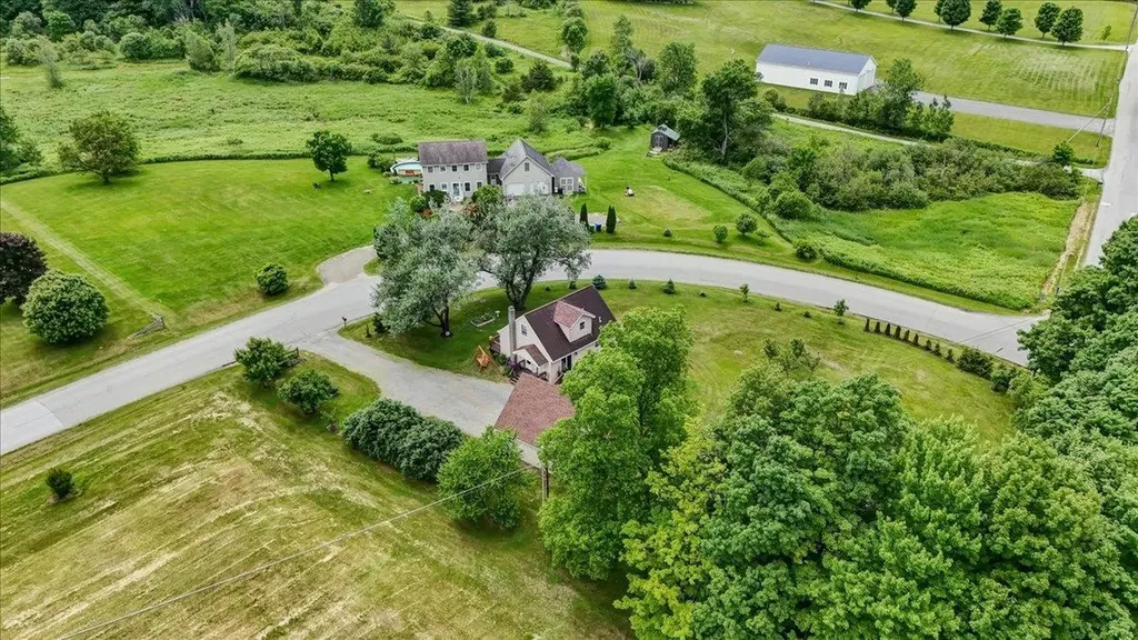 1588 Sandy Birch Road Georgia VT 05468