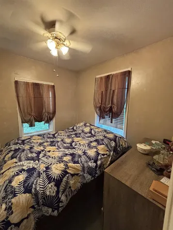 15 James Street Derry NH 03038-4526