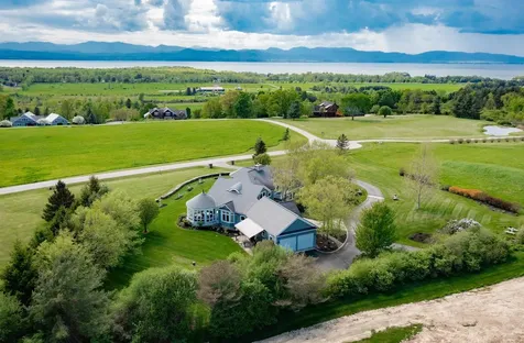 400 Crosswinds Road Charlotte VT 05445-0000