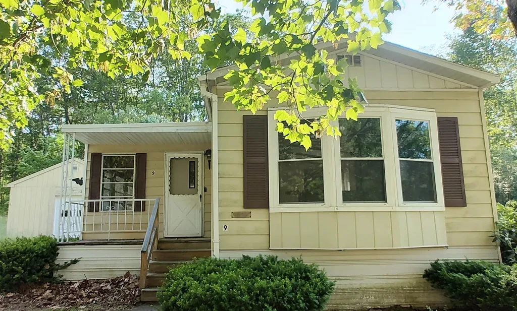 9 Desert Wind Lane Rochester NH 03867