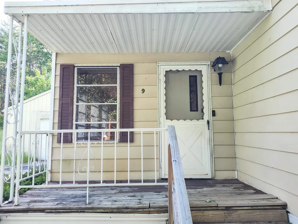 9 Desert Wind Lane Rochester NH 03867