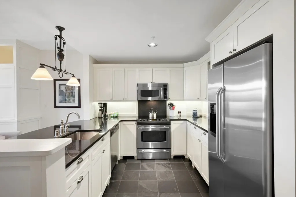 102 Forest Drive Warren VT 05674