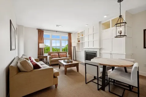 102 Forest Drive Warren VT 05674