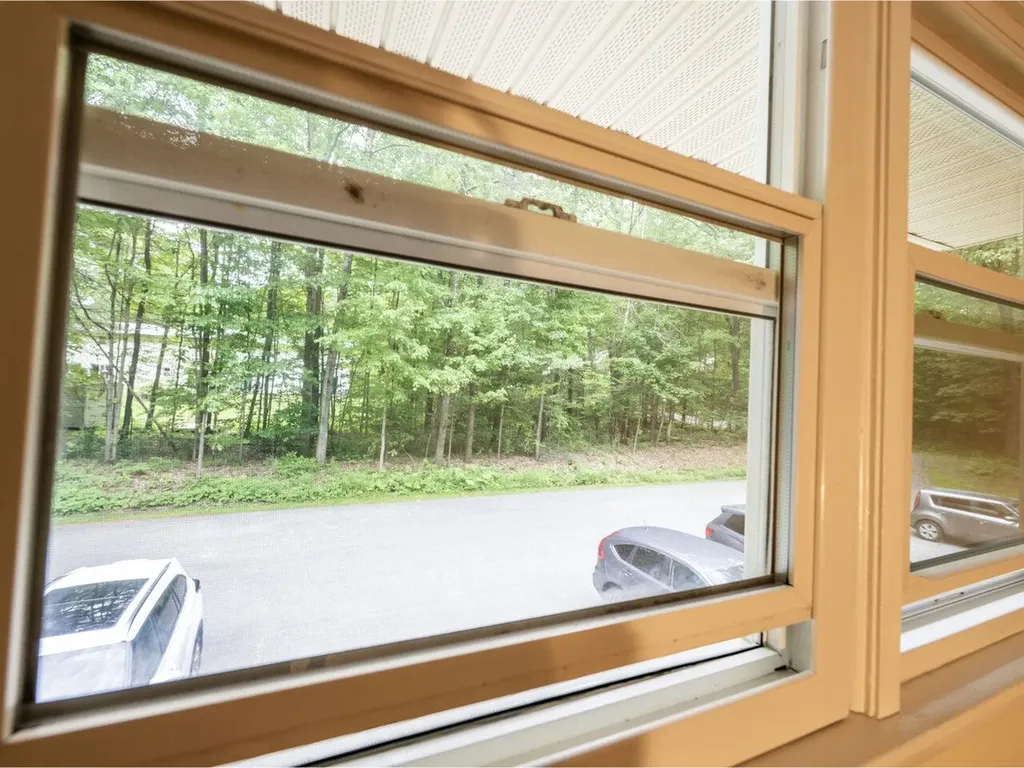 86 Pinecrest Drive Essex VT 05452