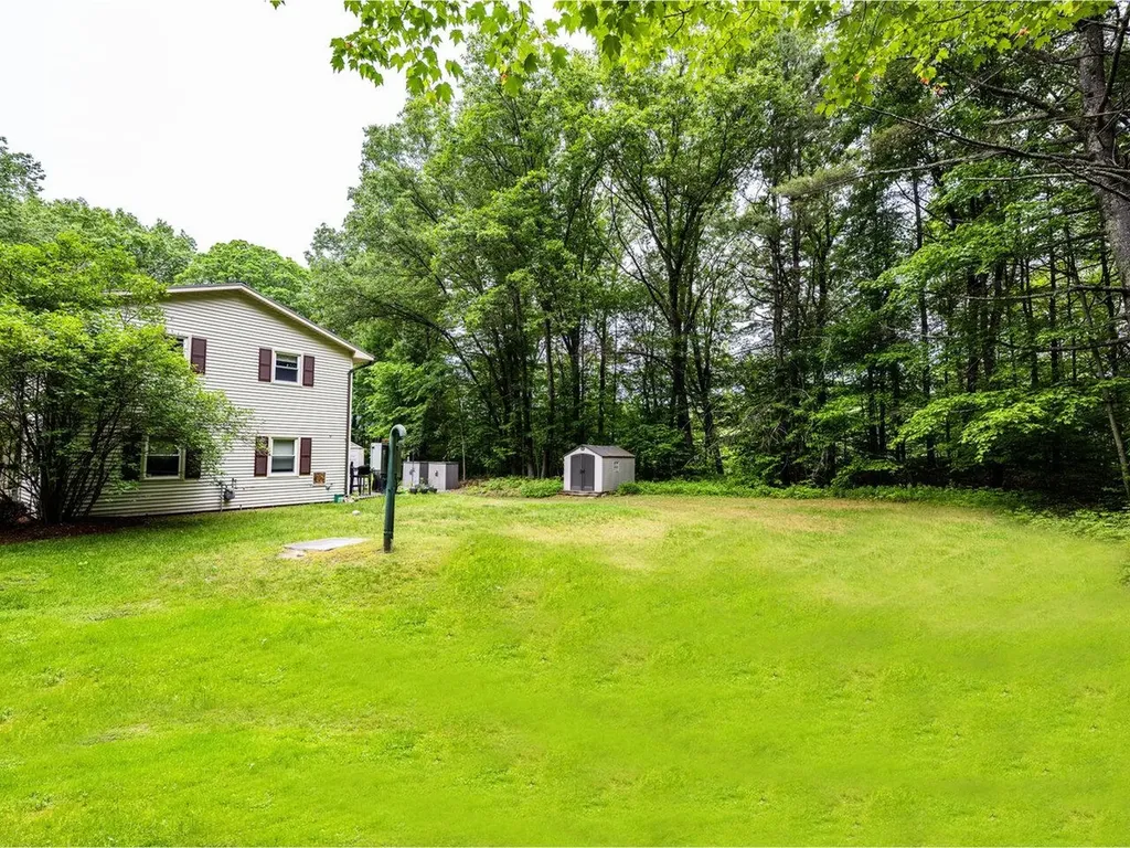 86 Pinecrest Drive Essex VT 05452