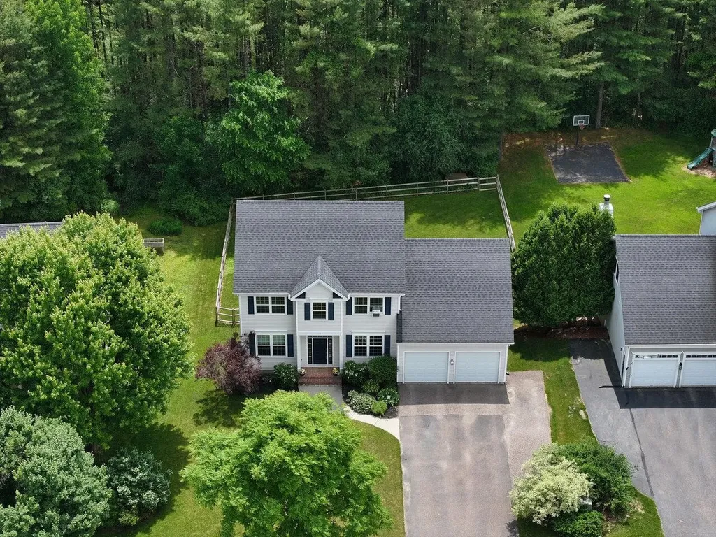 343 Cobblestone Circle South Burlington VT 05403