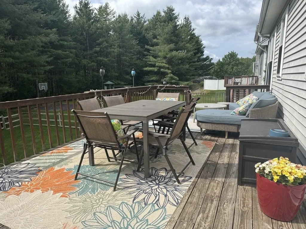 343 Cobblestone Circle South Burlington VT 05403