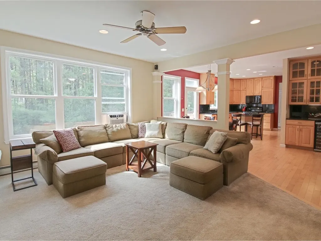 343 Cobblestone Circle South Burlington VT 05403