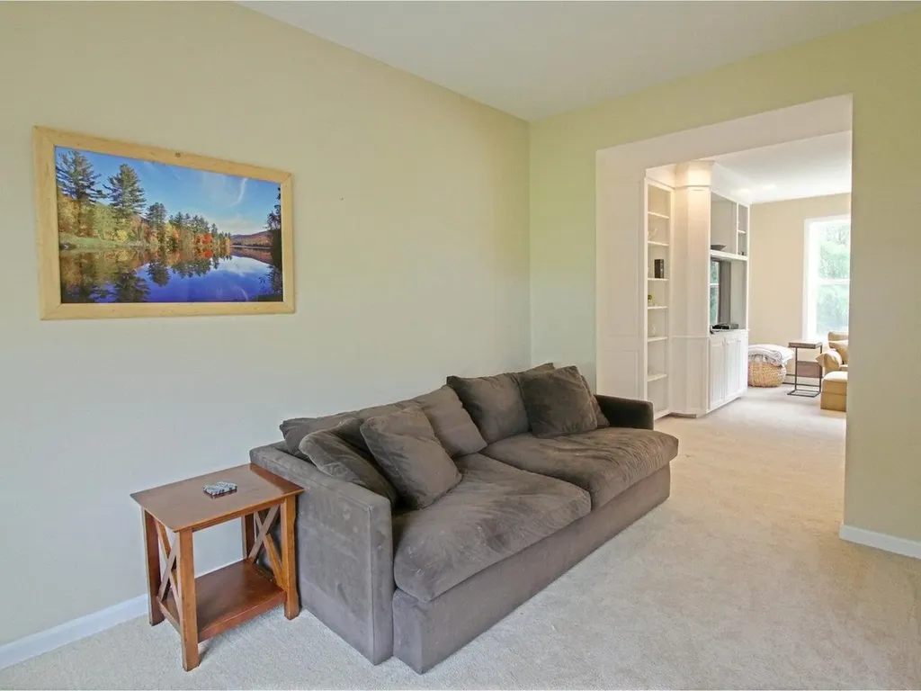 343 Cobblestone Circle South Burlington VT 05403