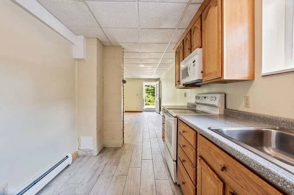 23 Riverlake Street Alton NH 03810