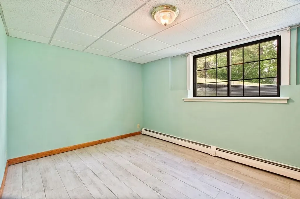 23 Riverlake Street Alton NH 03810