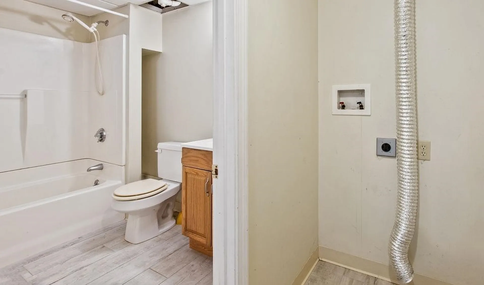 23 Riverlake Street Alton NH 03810