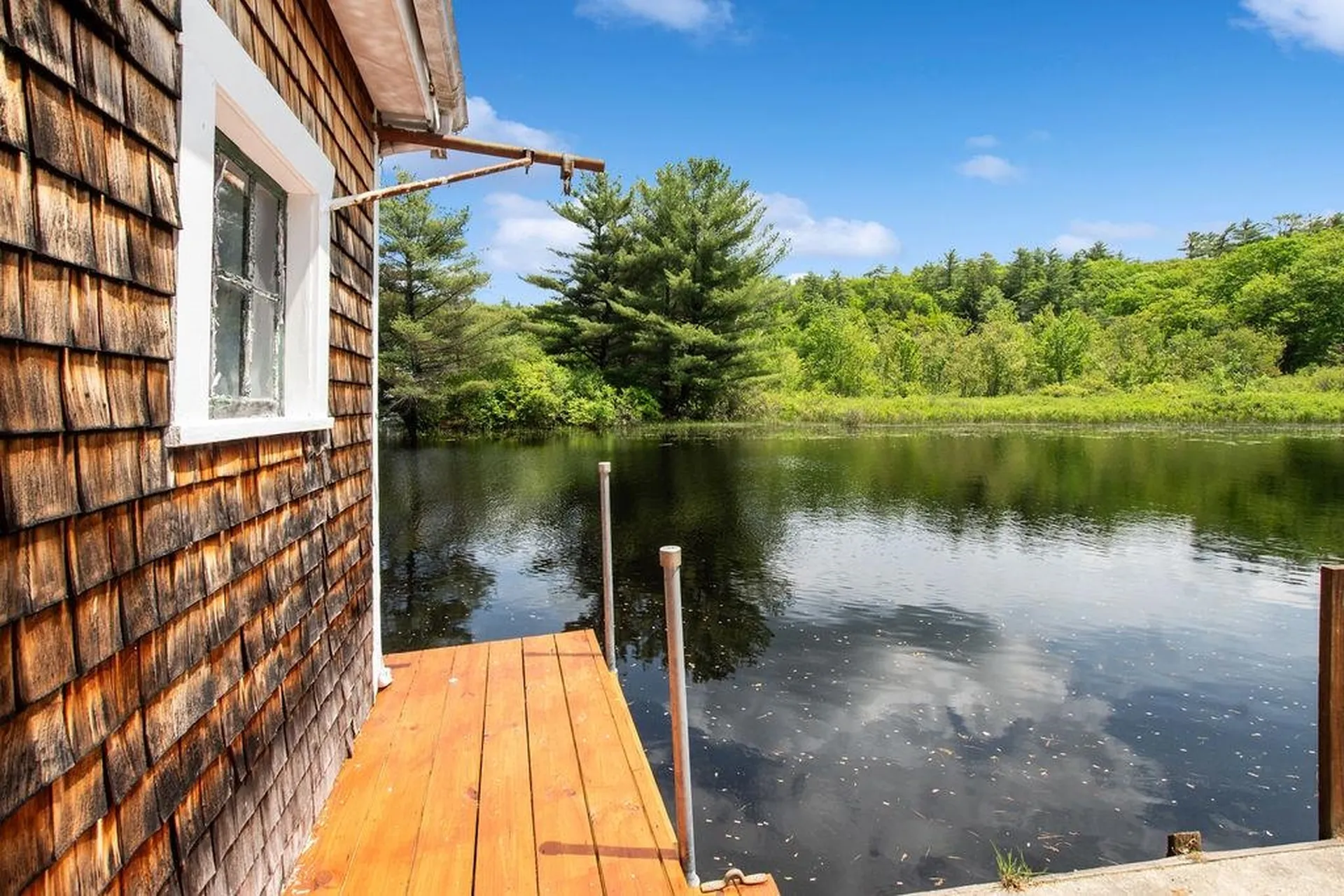 23 Riverlake Street Alton NH 03810