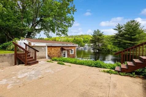 23 Riverlake Street Alton NH 03810