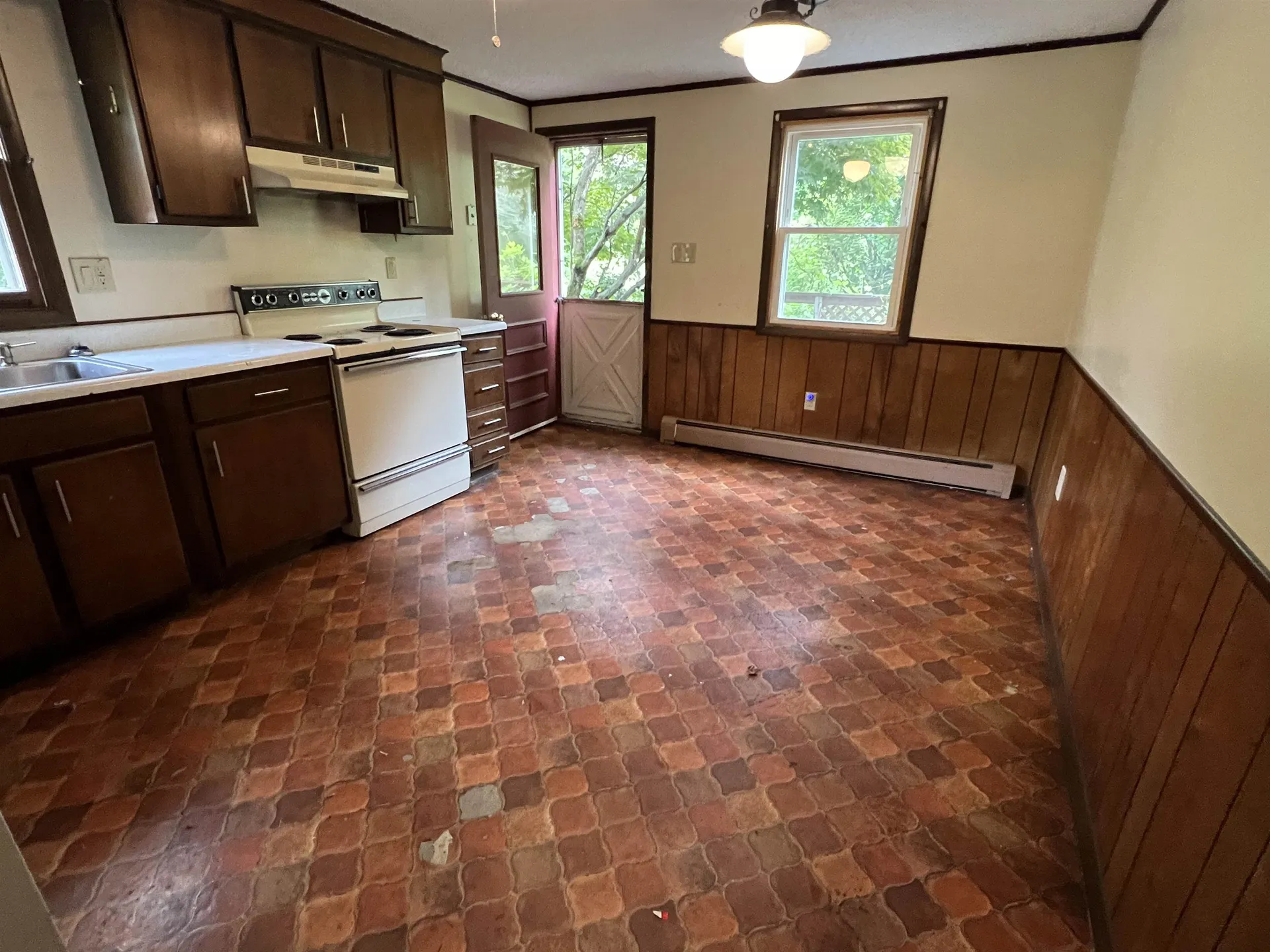 48 Hickory Hollow Road Vernon VT 05354