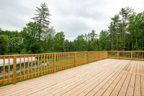 226 Raymond Road Nottingham NH 03290