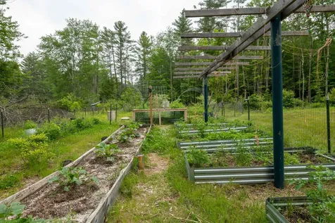 226 Raymond Road Nottingham NH 03290