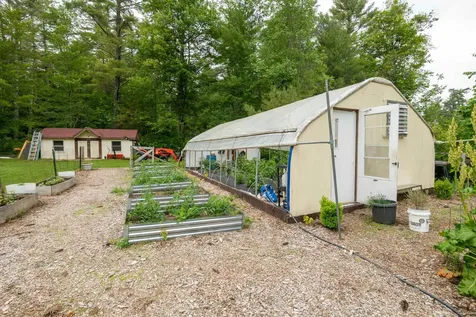 226 Raymond Road Nottingham NH 03290