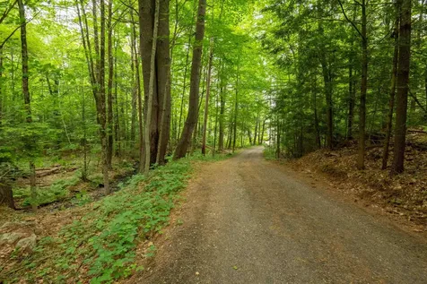 226 Raymond Road Nottingham NH 03290