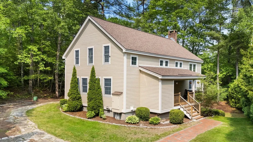 60 Emily Lane Sunapee NH 03782