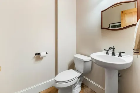 60 Emily Lane Sunapee NH 03782