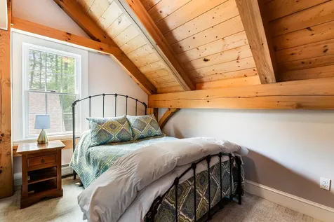 60 Emily Lane Sunapee NH 03782