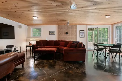 60 Emily Lane Sunapee NH 03782