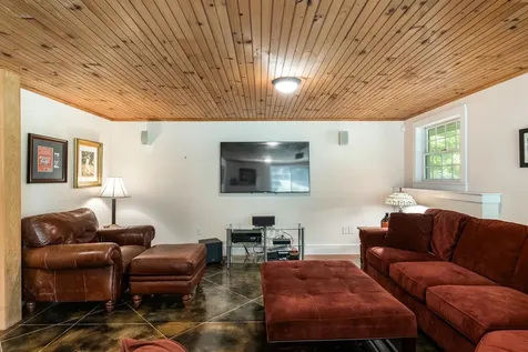 60 Emily Lane Sunapee NH 03782