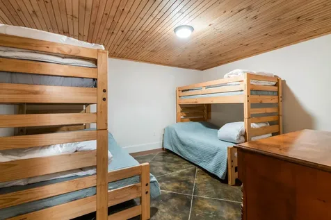 60 Emily Lane Sunapee NH 03782