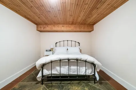 60 Emily Lane Sunapee NH 03782