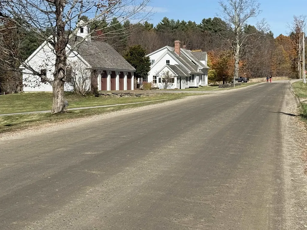 93 Senor Road Warren VT 05674