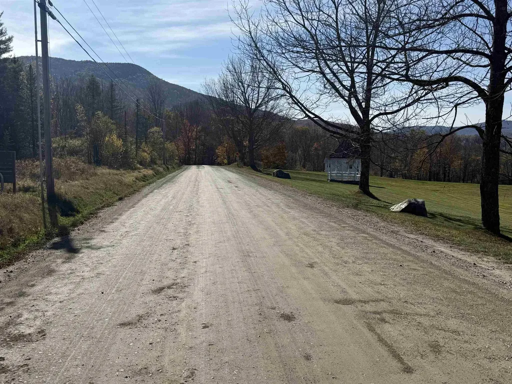 93 Senor Road Warren VT 05674