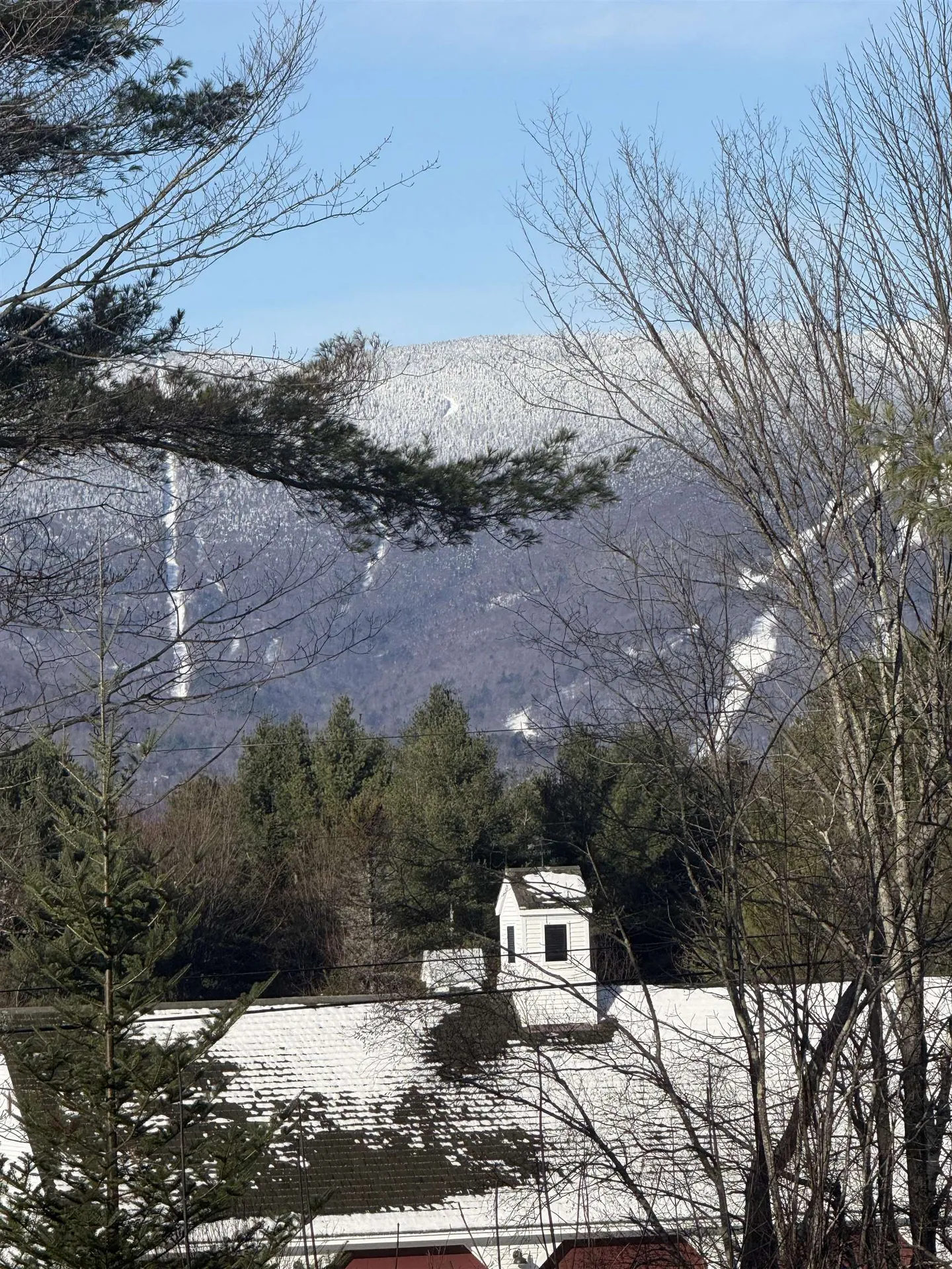 93 Senor Road Warren VT 05674