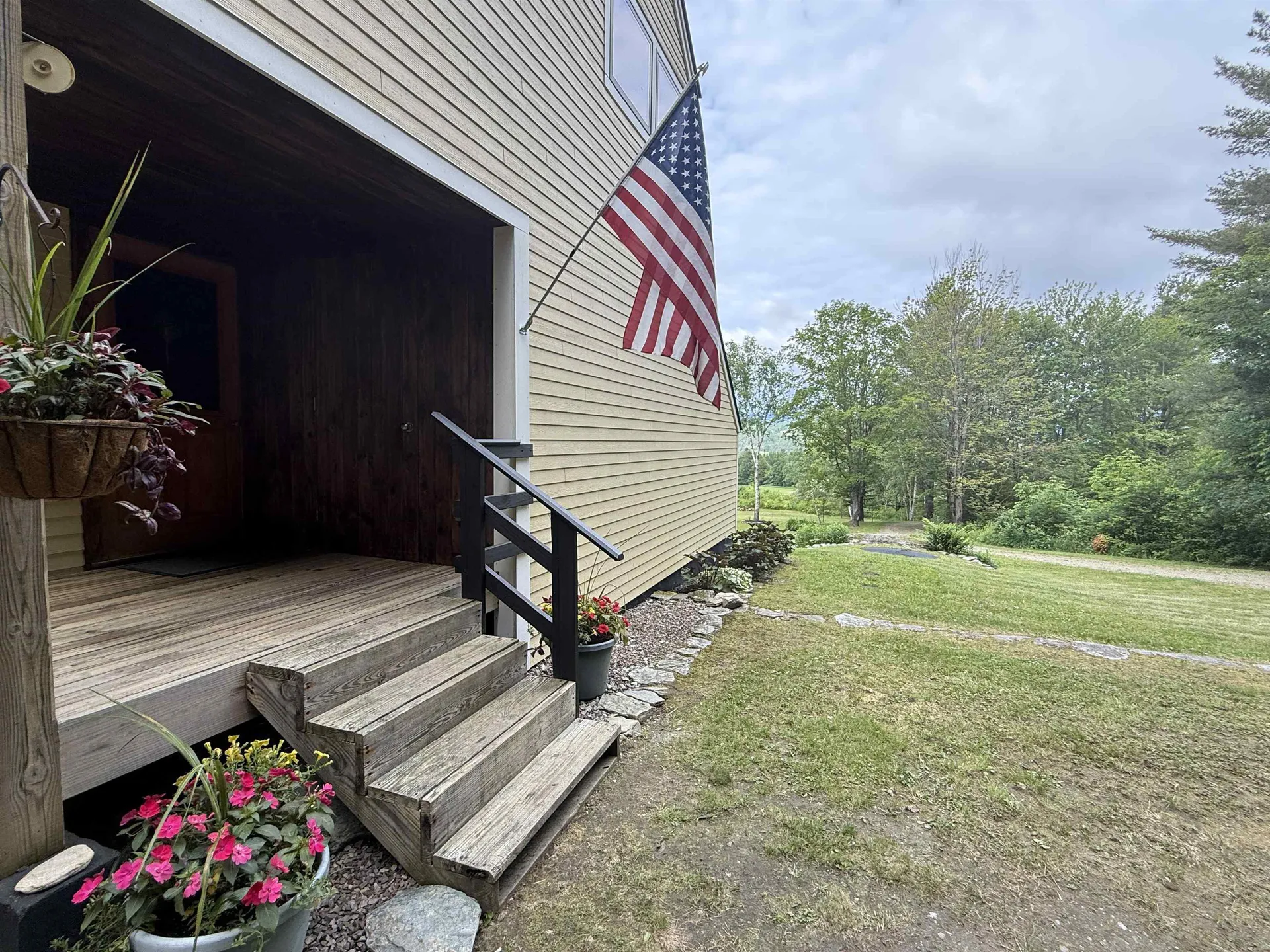 93 Senor Road Warren VT 05674