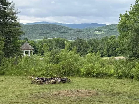 93 Senor Road Warren VT 05674