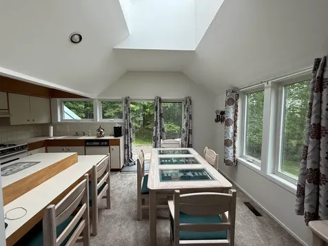 93 Senor Road Warren VT 05674