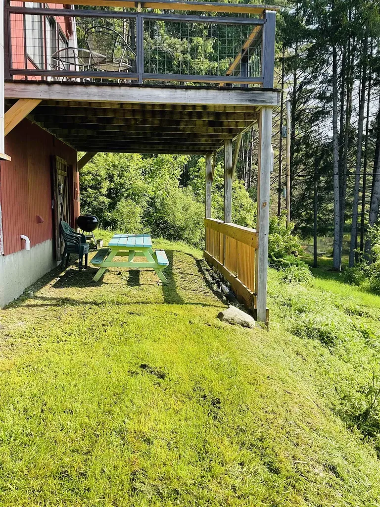 718 Macintosh Hill Road Bethel VT 05060